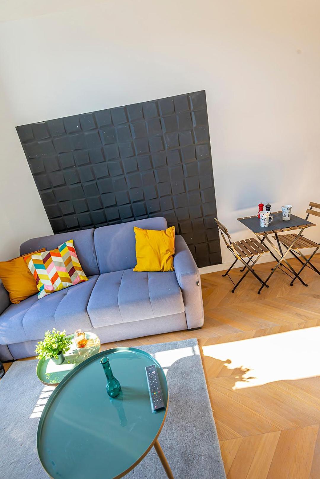 304 B Charming 2 Refurbished Super * Nizza
